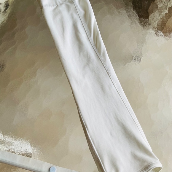 Athletic top - Picture 12 of 16